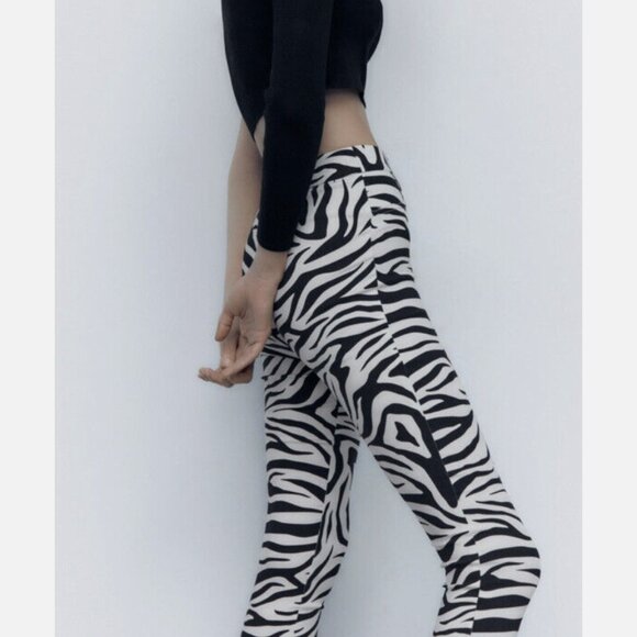 NWT Zara Zebra Print High Waist Leggings Pants, Size Large - Picture 2 of 10